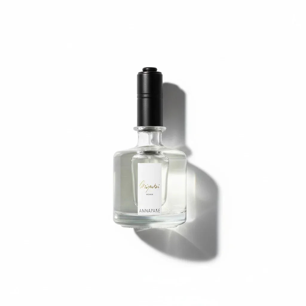 flat-lay-8d092c98-e5d9-4a3a-bf49-857d041430f0-1jpg-32831 - BLACK ELIXIR - Maison de Parfum
