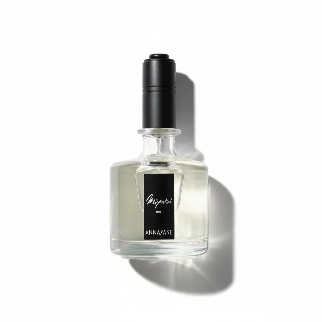flat-lay-e657dc4b-2da0-4660-a09d-adf36e9b319b - BLACK ELIXIR - Maison de Parfum