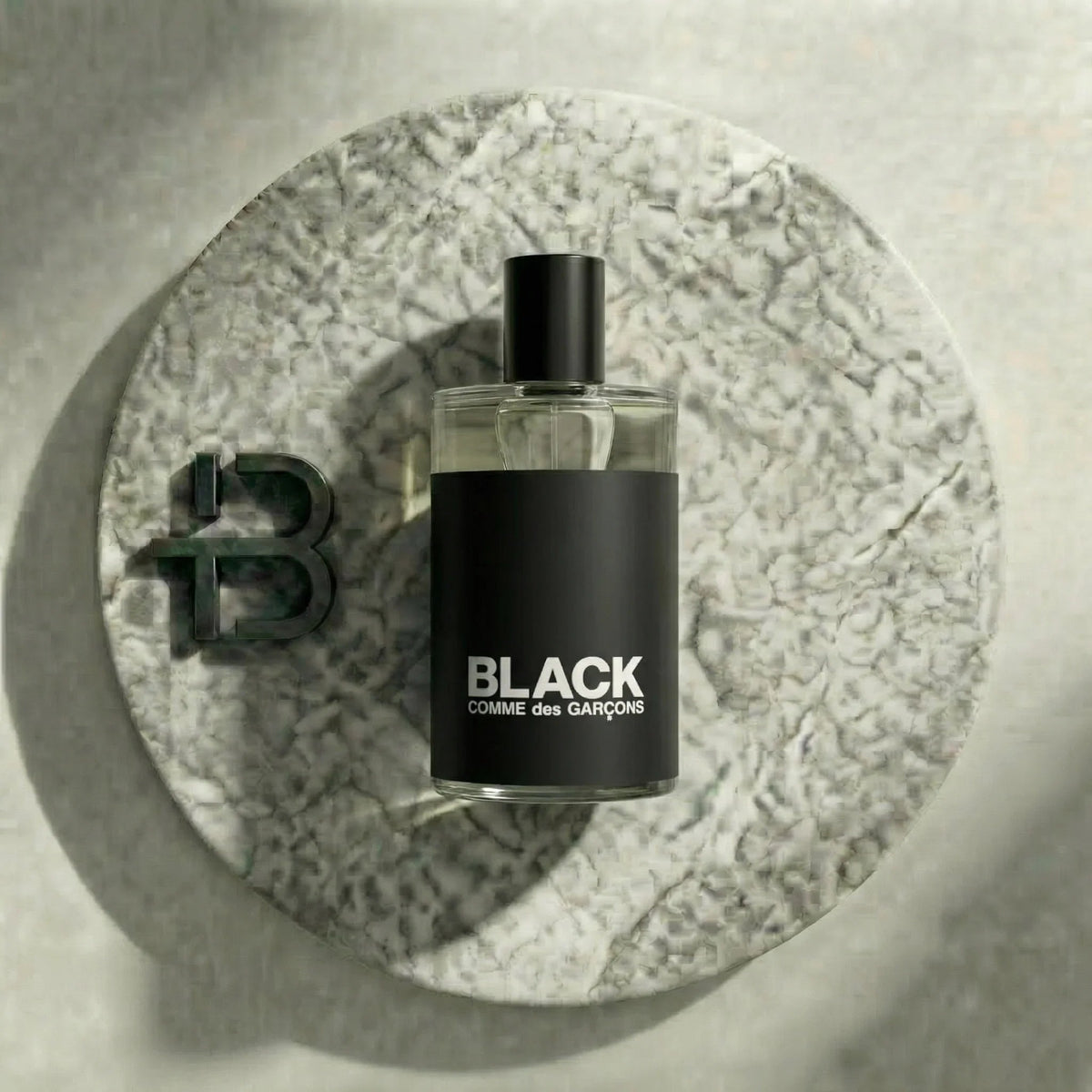 machdieserflascheliegtaufnanobananapro13274jpg-25057 - BLACK ELIXIR - Maison de Parfum